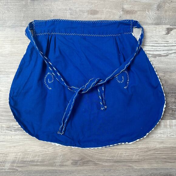 Vintage Handmade Blue Embroidered Apron Cottagecore Folk Kitchen Witch - Picture 6 of 6